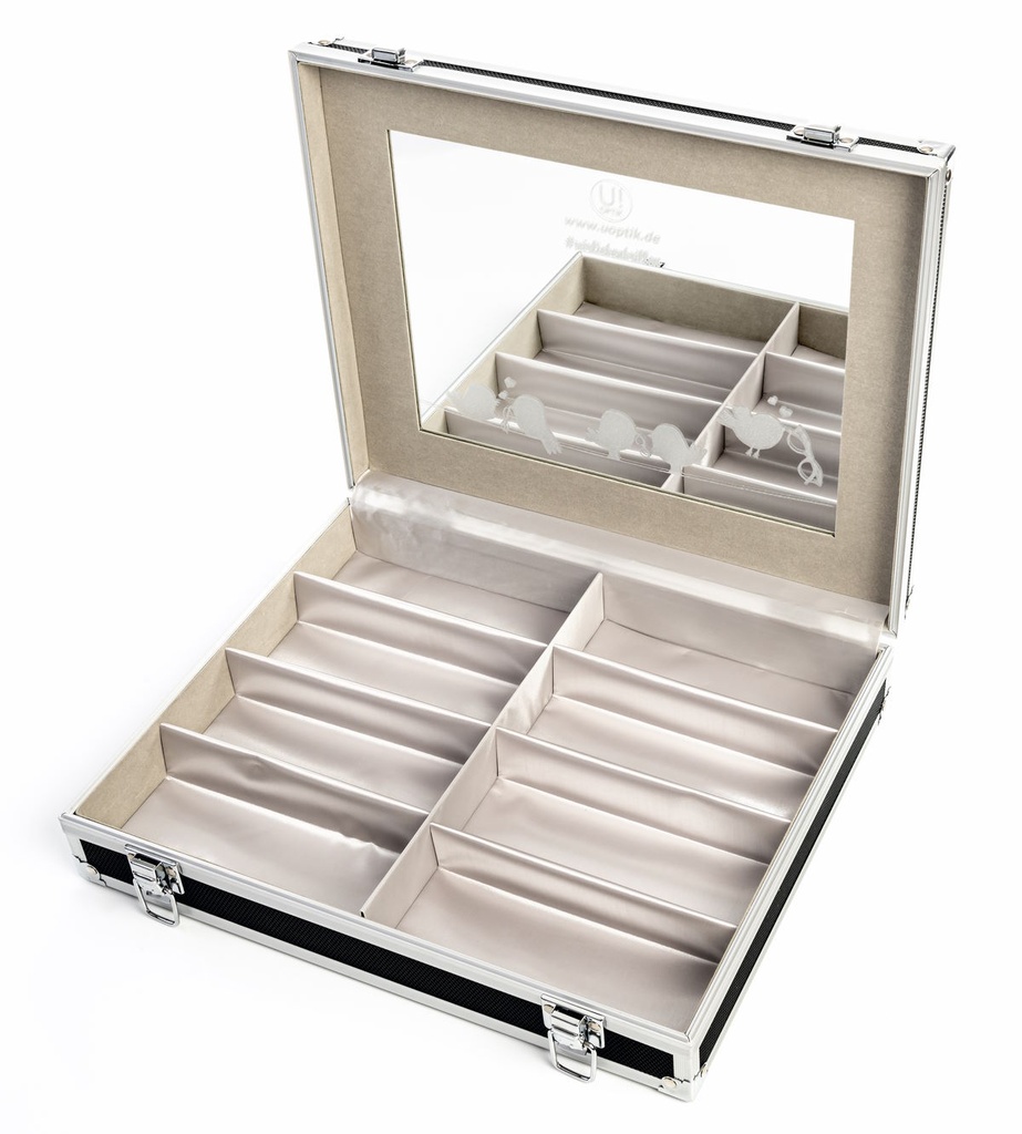 8-Slot Rubbercase