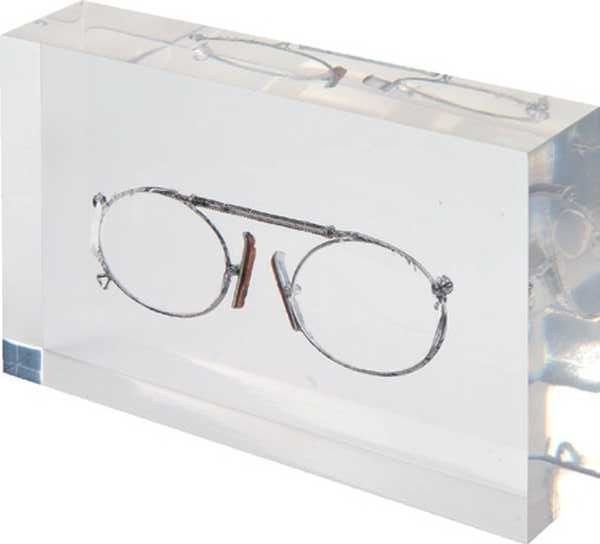 acrylic block pince nez