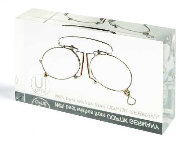 acrylic block pince nez sun